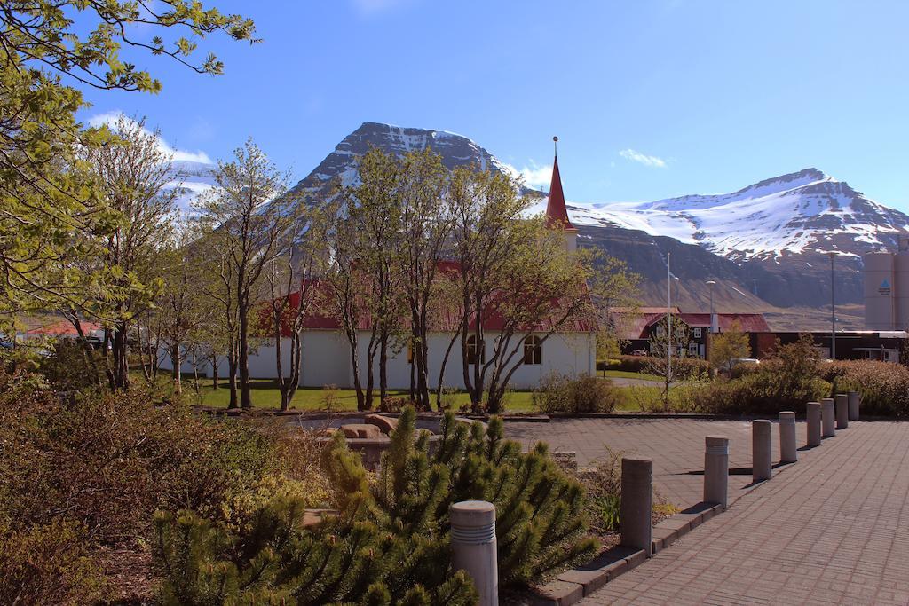 Hotel Austur Reydarfjordur Exteriör bild